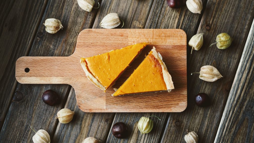 An image of vegan thanksgiving pumpkin pie